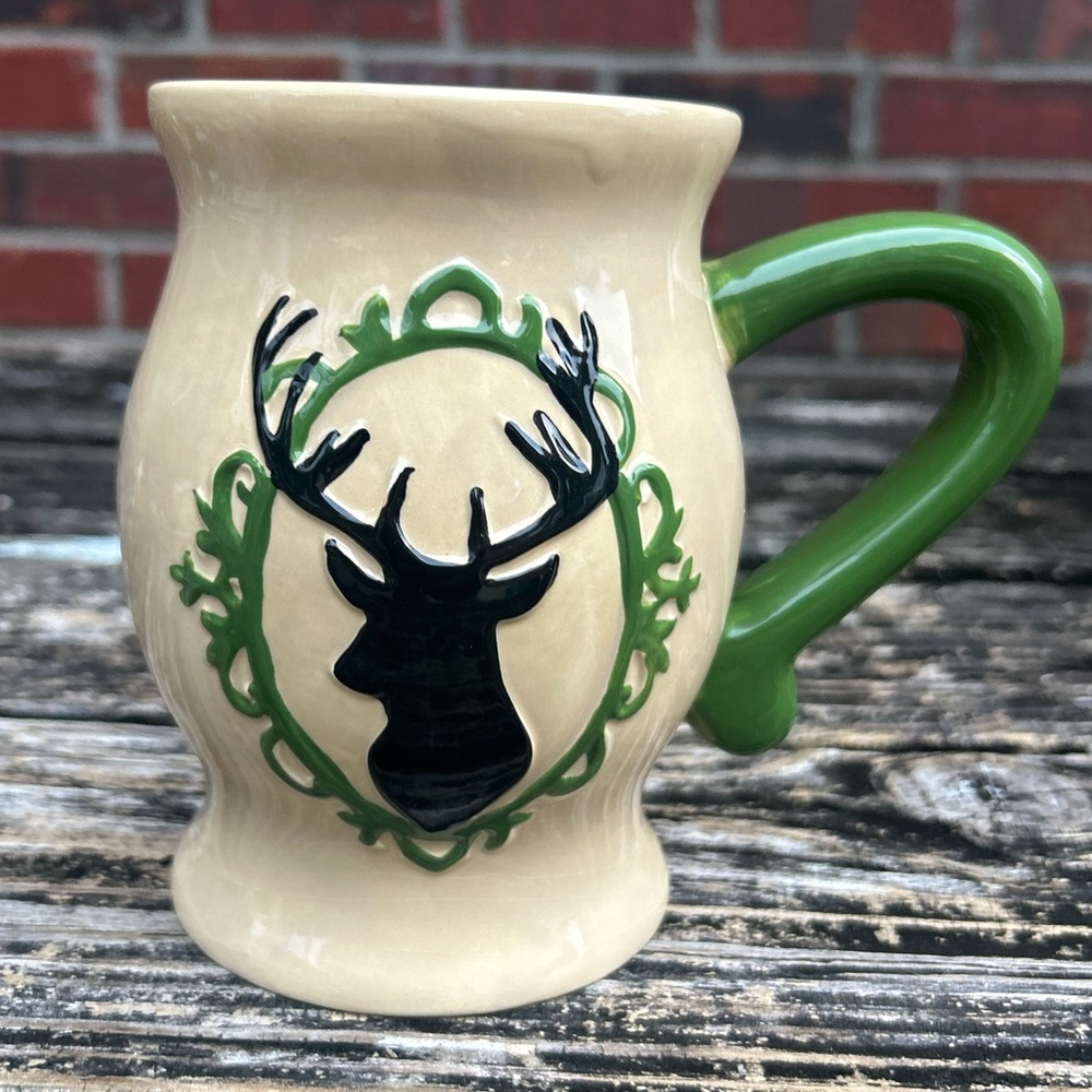 Earthenware Tall Hand-Painted Stag Buck Holiday 16 oz Coffee Beverage Mug G2
